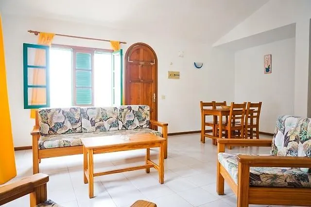 Cotillo Lagos